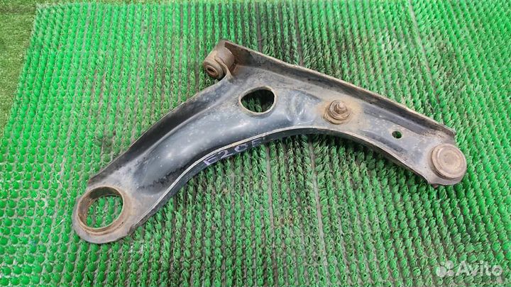 Рычаг передний левый нижний Toyota Aygo B10 2009