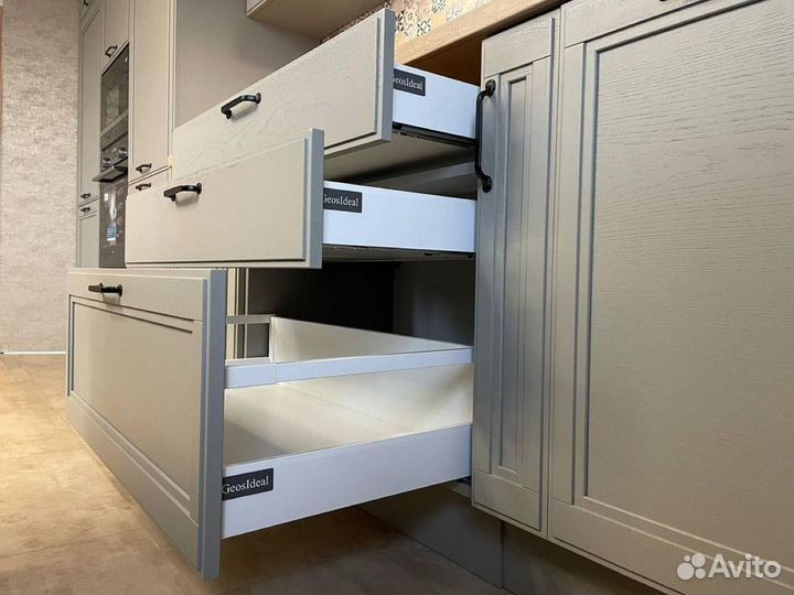 Кухня неоклассика