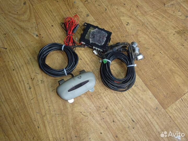 Датчик парковки Hyundai Sonata IV (EF) / Sonata Ta