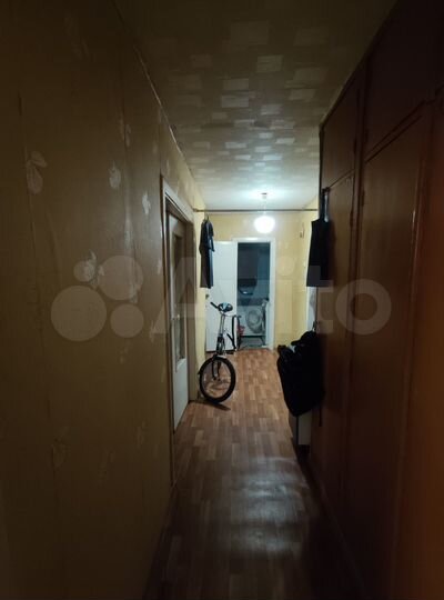 2-к. квартира, 48 м², 1/9 эт.