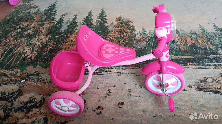 Детский трехколесный велосипед