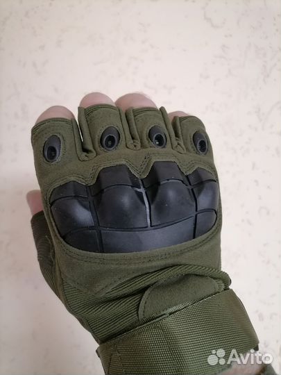 Перчатки тактические