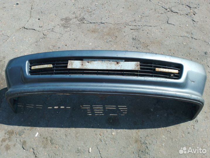 Бампер передний Toyota Town Ace CR30G 2CT 1990