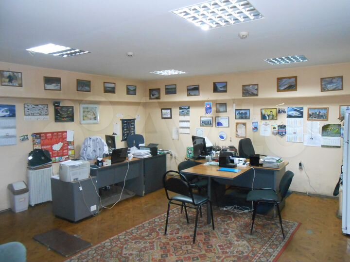 Помещение свободного назначения, 211 м²