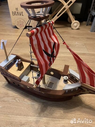 Пиратский корабль Elc деревянный