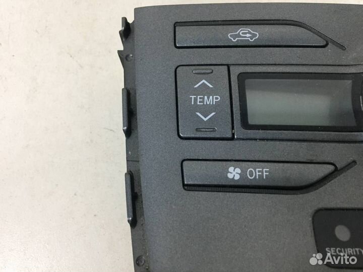 Блок управления климатической установкой Toyota Auris E150 2006-2012