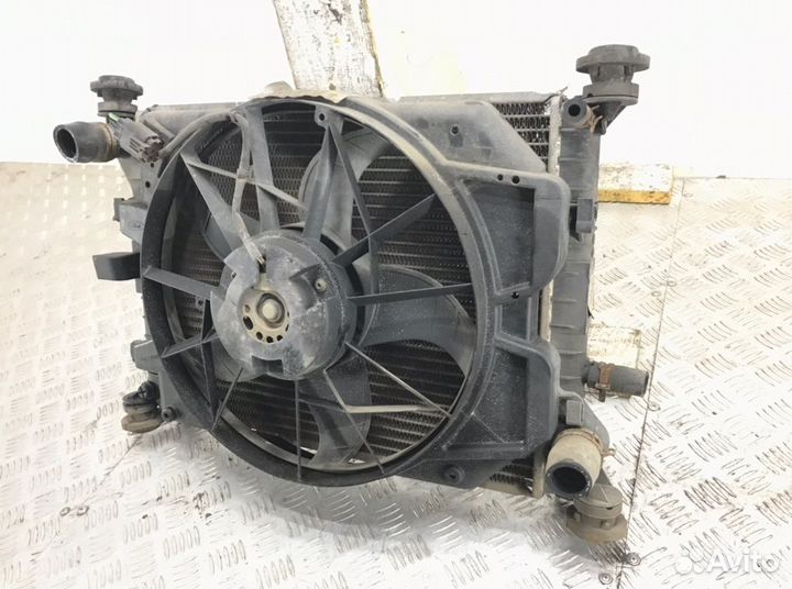 Кассета радиаторов Ford Focus 1 1.4 I 2001