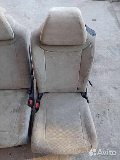 Второй ряд сидений Citroen C4 Grand Picasso