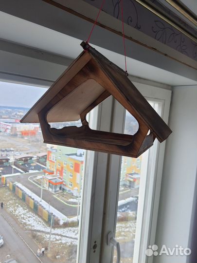 Кормушка для птиц поделка