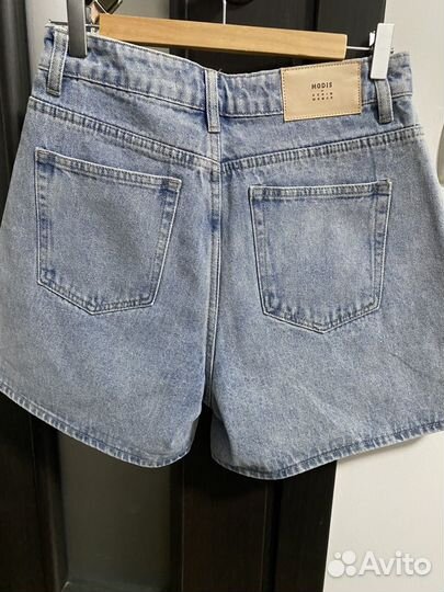 Джинсовые шорты