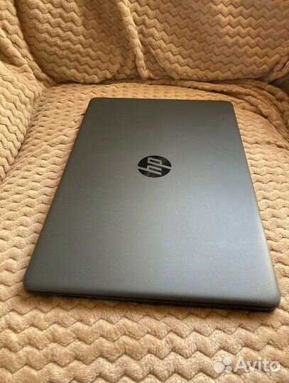 Ноутбук HP (4 ядра и ssd 256)