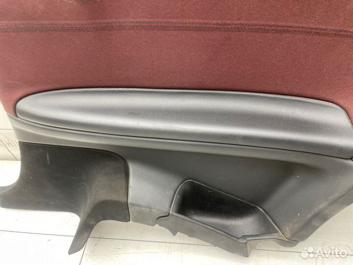 Обшивка двери задняя правая Mercedes Clc W203 M271