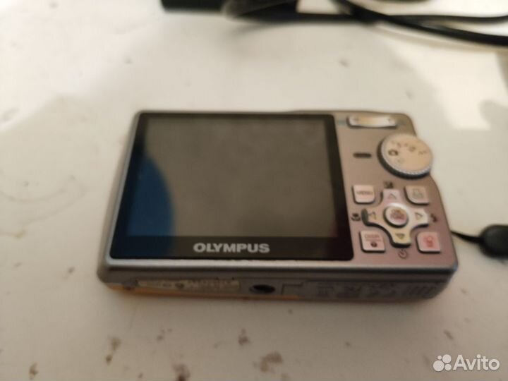 Цифровой фотоаппарат olympus