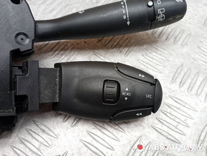 Переключатель подрулевой (стрекоза) Peugeot 308 T7