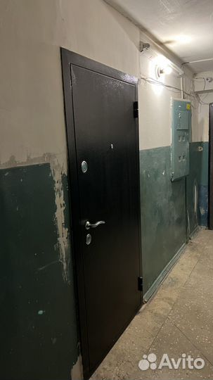 Дверь входная металлическая