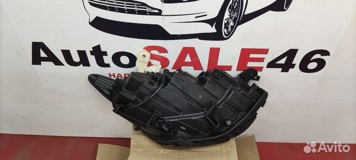 Фара левая Hyundai Sonata 8