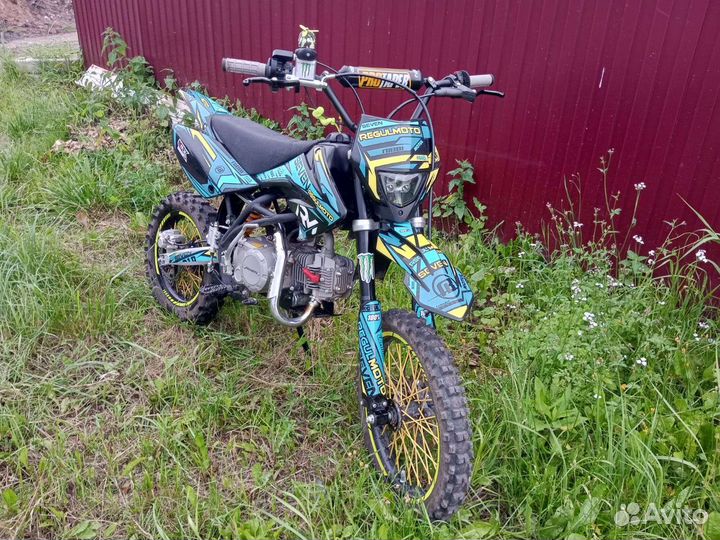 Regulmoto seven 125e 2022