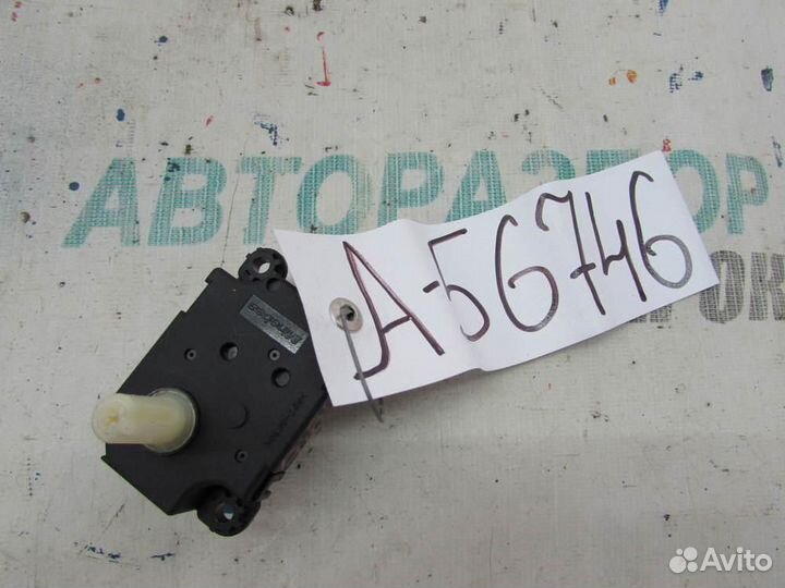 Моторчик заслонки печки для Mitsubishi Outlander 3