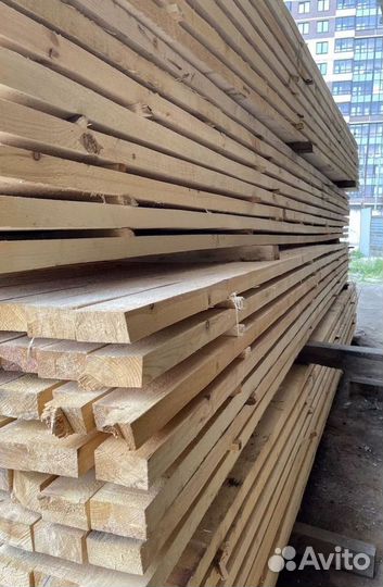 Доска строительная естественной влажности