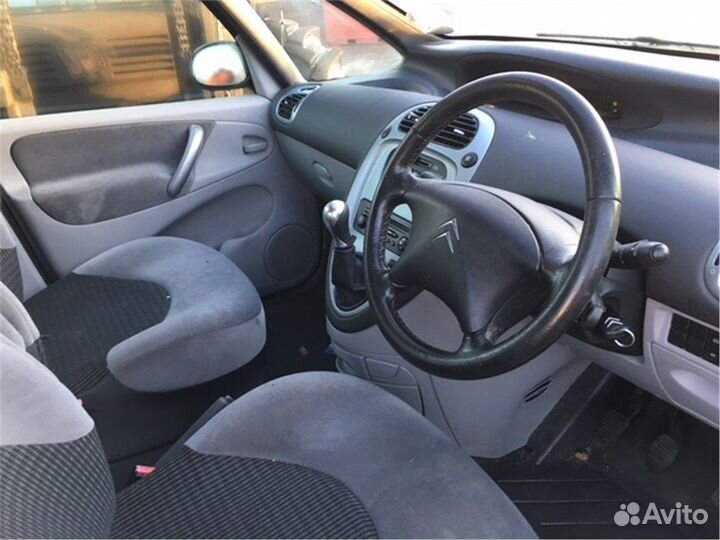 Разбор на запчасти Citroen Xsara-Picasso
