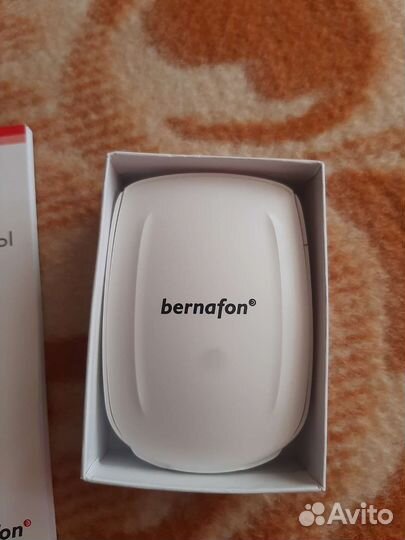 Слуховой аппарат новый