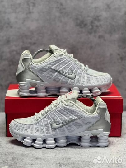 Кроссовки Nike shox (42)