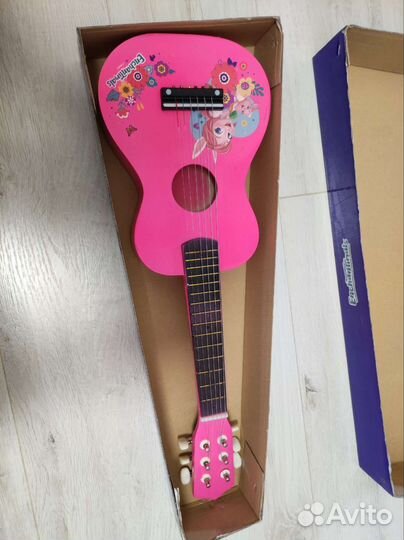 Игрушки гитара и синтезатор
