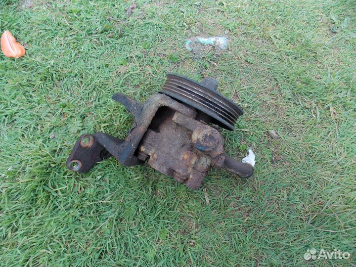 Насос гур Hafei Brio