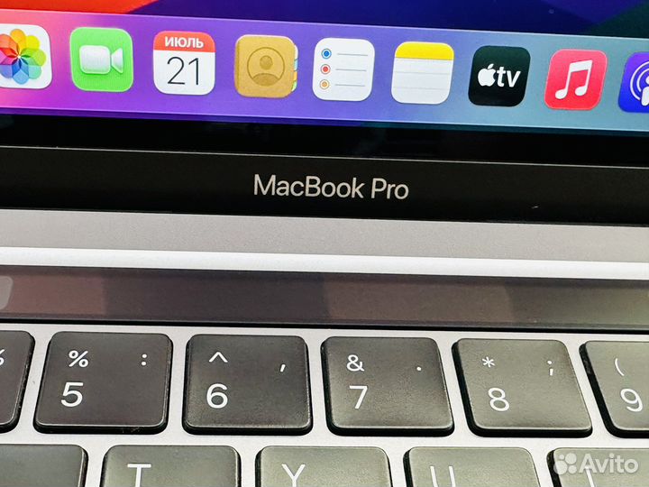Топовый Apple MacBook Pro 13 2020 Corei5/ 16/ 512
