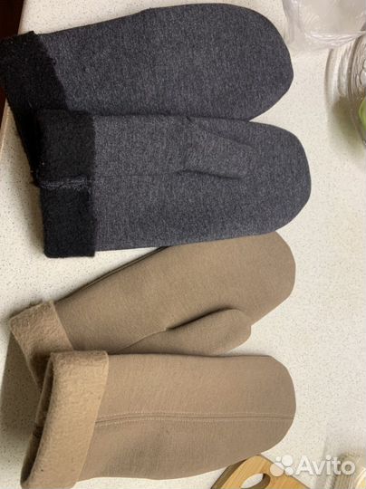 Варежки женские