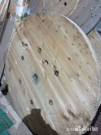 Катушка от кабеля деревянная