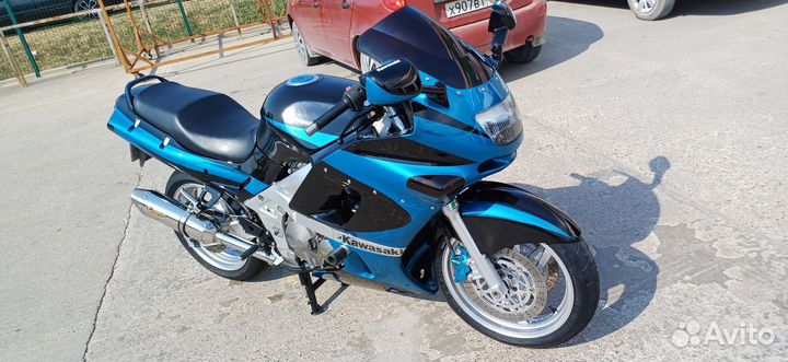 Kawasaki zzr 600