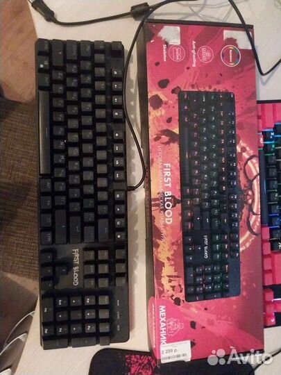 Механическая клавиатура first blood