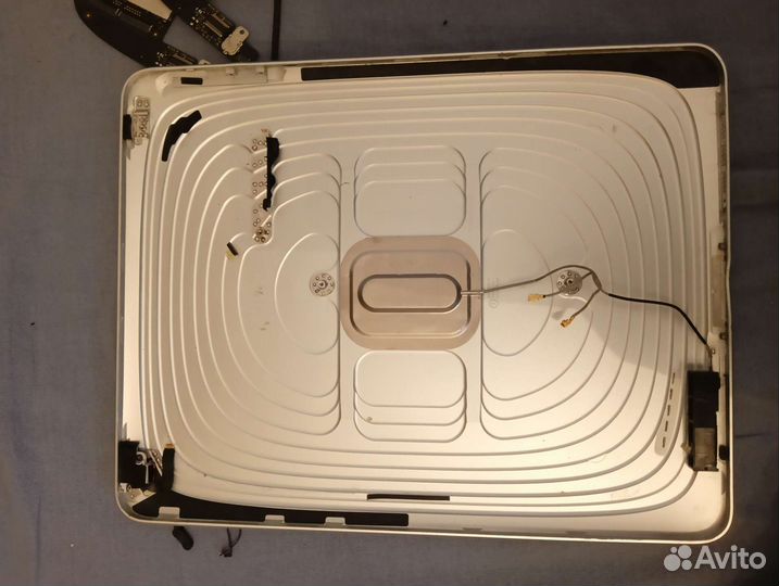 Задние крышки на iPad 1