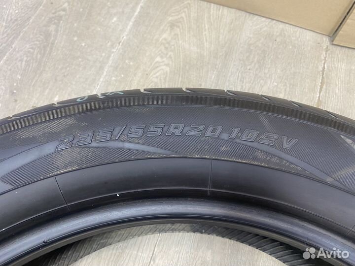 Yokohama Advan Sport A/S 235/55 R20
