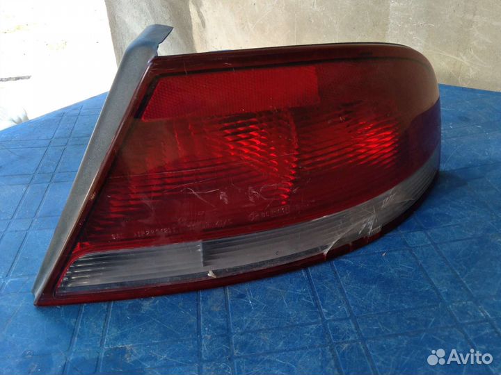 Задний правый фонарь Крайслер sebring