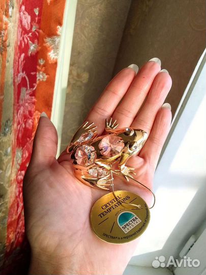 Лягушка swarovski