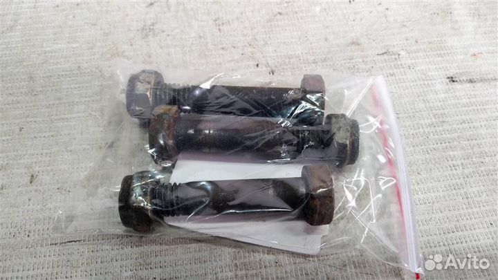 Болт крепления кардана BMW 5 E28 82-86г