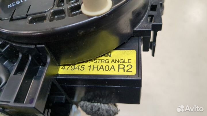 Шлейф руля Infiniti QX56