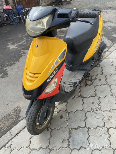 Скутер рейсер