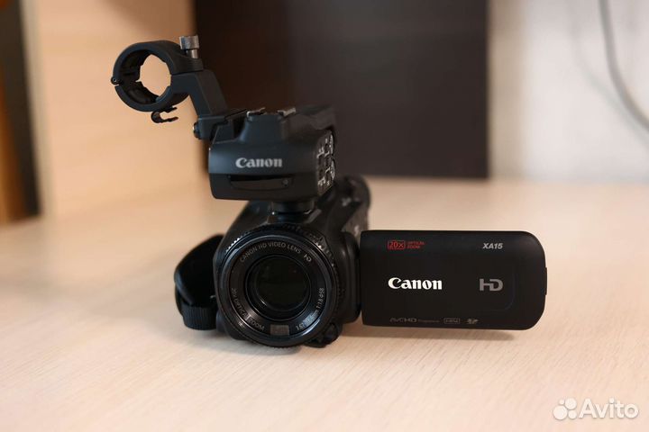 Видеокамера canon XA15