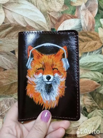 Кожаная обложка на паспорт