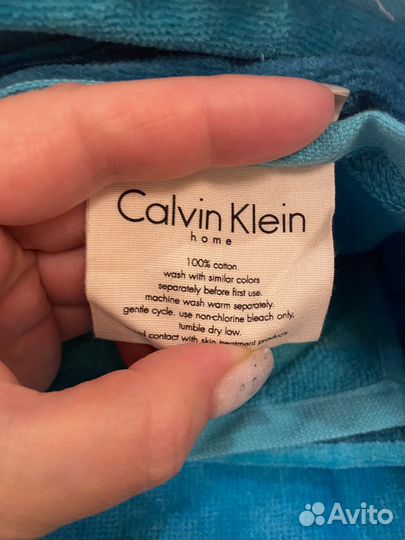 Полотенце новое Calvin Klein