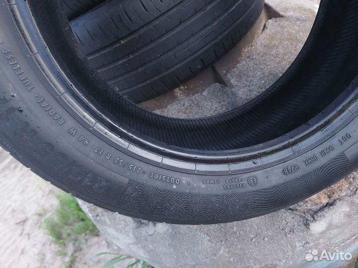 Continental ContiPremiumContact 5 215/55 R17 94W