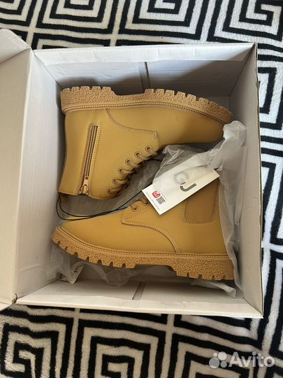 Новые ботинки для девочки или мальчика 34 размер