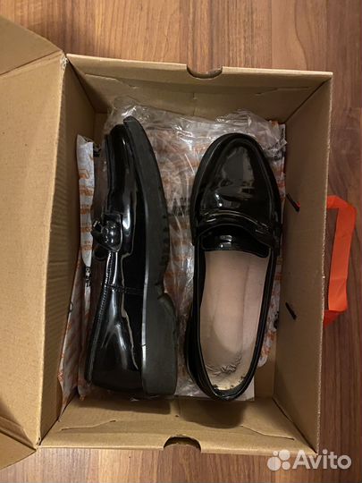 Лоферы женские 37 размер