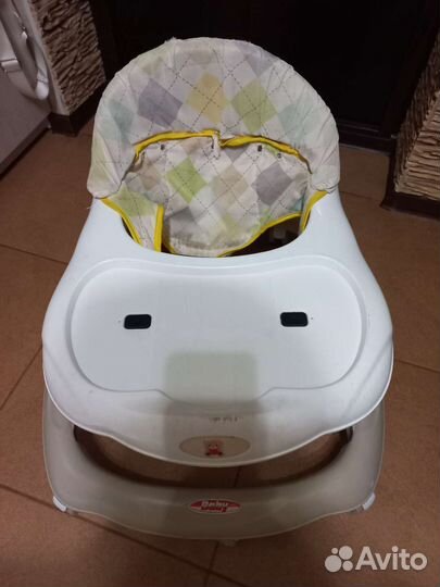 Отдам ходунки за вкусняшку