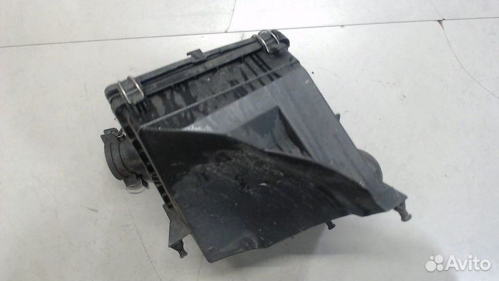 Корпус воздушного фильтра Mercedes CLK W208, 1997