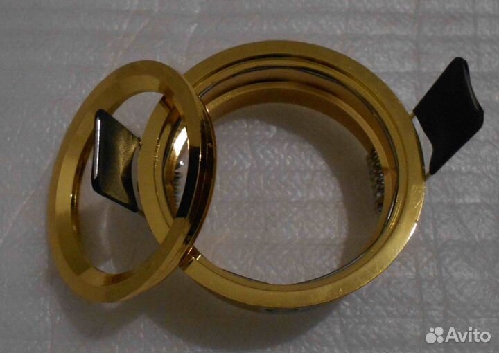 Потолочные встраиваемые точечные светильники