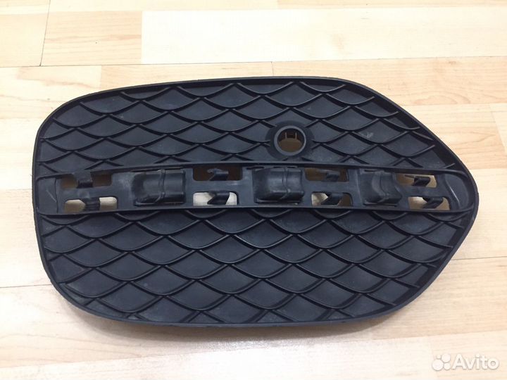 Заглушка бампера левая правая Mercedes GL X166